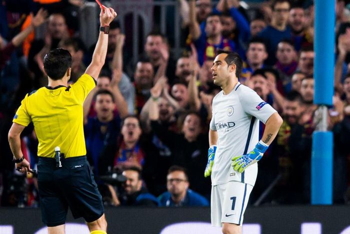 ___5631072___https:______static.pulse.com.gh___webservice___escenic___binary___5631072___2016___10___20___10___claudiobravo-cropped_1e3rdgcwrx0ta145pkxwhsdu7g