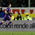 Fiorentina's Croatian forward Nikola Kalinic (C) celebrates after scoring during the Italian Serie A football match between Fiorentina and Juventus at Artemio Franchi Stadium in Florence on January 15, 2017