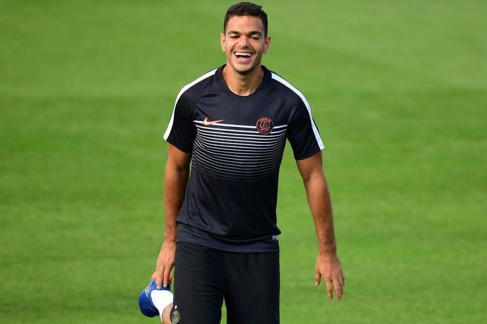 ___5484392___https:______static.pulse.com.gh___webservice___escenic___binary___5484392___2016___9___13___13___hatembenarfa-cropped_8khuswwfqd5a1isebxg3ptuu1_2