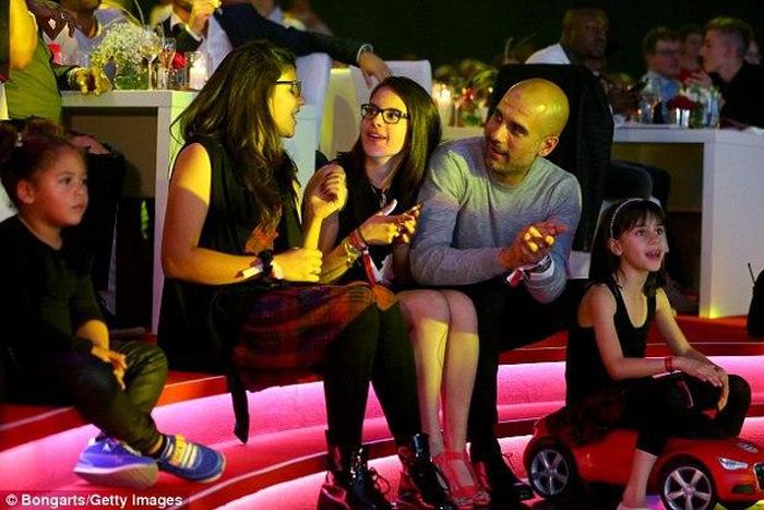 Guardiola's wife and kids escape safely from concert bombing