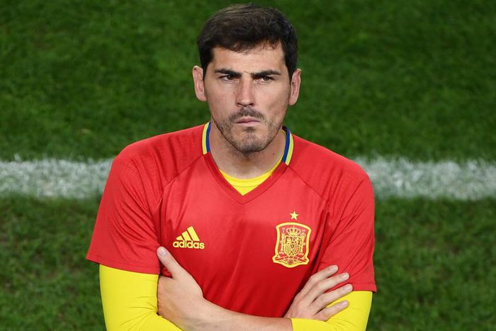 ___5291188___https:______static.pulse.com.gh___webservice___escenic___binary___5291188___2016___10___25___15___iker-casillas-cropped_11uh9egl4w1v81fcg1itfqnkty_1