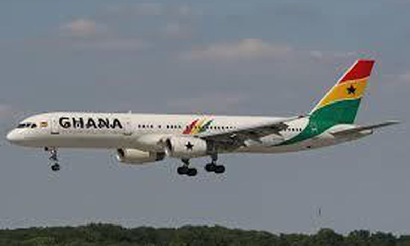 Domestic air travel passenger numbers drop in first half of 2015