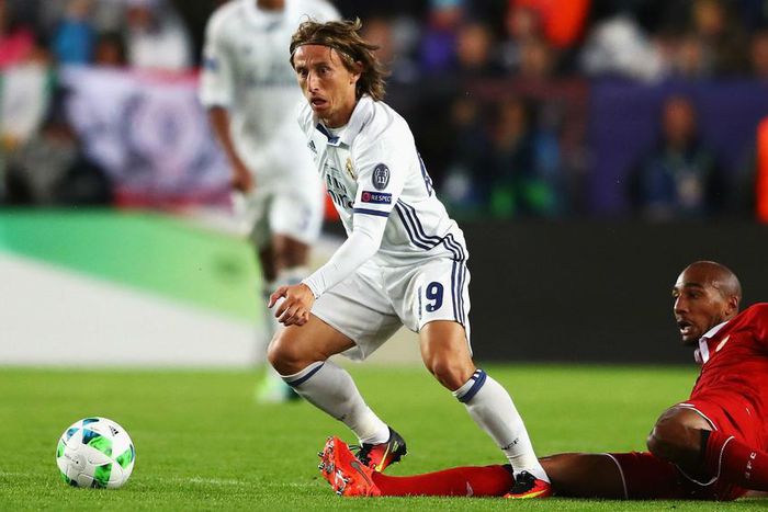 ___5501701___https:______static.pulse.com.gh___webservice___escenic___binary___5501701___2016___9___17___16___lukamodric-cropped_7qe7dd6lh2ev1i203ckuvgdsz_2