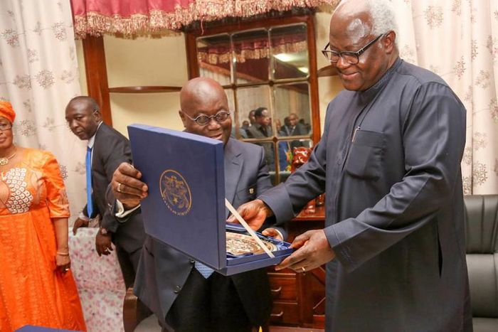 ___6733472___https:______static.pulse.com.gh___webservice___escenic___binary___6733472___2017___5___25___11___akufoaddo-sierraleone-1170x659