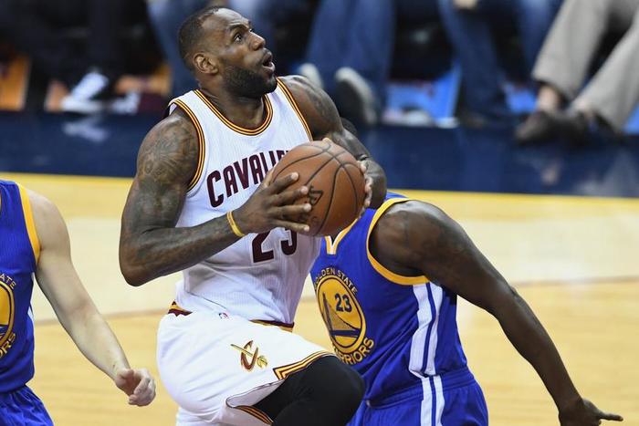 ___5128631___https:______static.pulse.com.gh___webservice___escenic___binary___5128631___2016___6___9___13___lebronjames-cropped_1a0gwma3cq7zp1jwbs5s0wzuv1