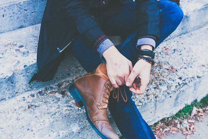 How to style your jeans with boots
