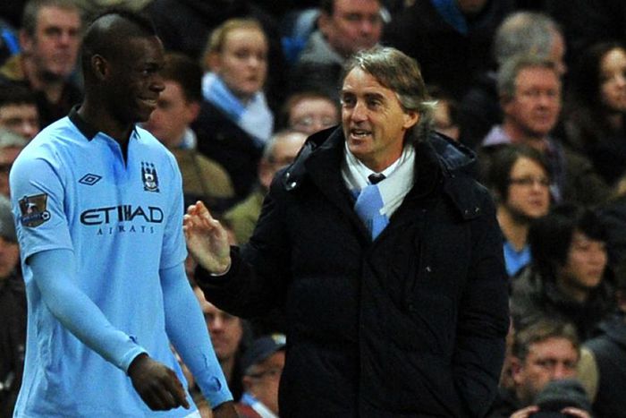 ___5601415___https:______static.pulse.com.gh___webservice___escenic___binary___5601415___2016___10___13___17___balotelli-mancini-cropped_10edtqctrz0jn1vkflxqeuni7i_2