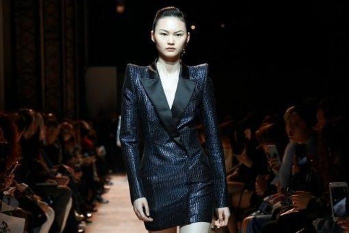 A model wearing one of Mugler's fearsome power suits