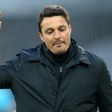 Pescara's Italian coach Massimo Oddo leaves the pitch after been expelled during the Italian Serie A football match between SSC Napoli and Delfino Pescara on January 15 2017
