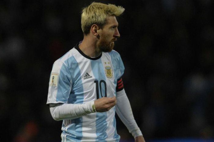 ___5562958___https:______static.pulse.com.gh___webservice___escenic___binary___5562958___2016___10___4___12___lionel-messi-cropped_1gezlp68fza061xtbh7k57i9eh_2