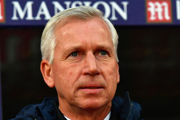 ___5671712___https:______static.pulse.com.gh___webservice___escenic___binary___5671712___2016___10___28___15___alanpardew-cropped_6d0y5i244cbd1fau0epnvkusk_1