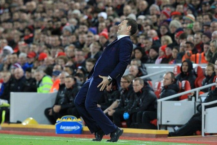 West Ham United's manager Slaven Bilic reacts on the touchline on December 11, 2016