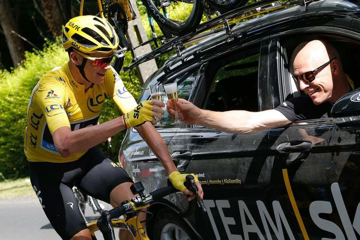 ___5302423___https:______static.pulse.com.gh___webservice___escenic___binary___5302423___2016___7___26___23___chris-froome-david-brailsford-cropped_1ideuoz0hsosk1n7x79w4ul6hw_2