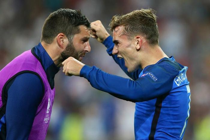 ___5238975___https:______static.pulse.com.gh___webservice___escenic___binary___5238975___2016___7___8___3___griezmann-cropped_l2kvzr2zuudm1h3vd0fubl50s_2