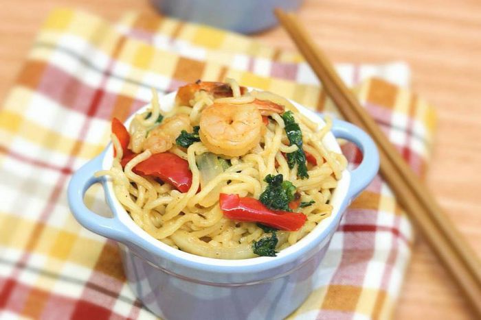 Noodles Stir Fry (Kscuisinespices)