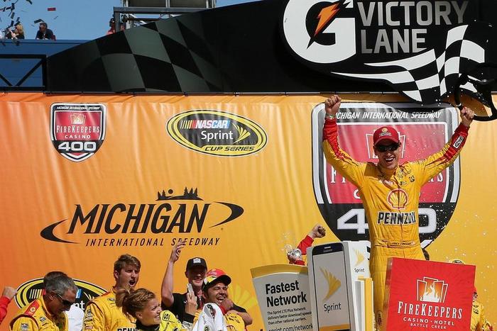 ___5141523___https:______static.pulse.com.gh___webservice___escenic___binary___5141523___2016___6___13___3___logano-joey-061216-getty-ftr_9x3f1xnzk0ii188tbcqhyg4mn