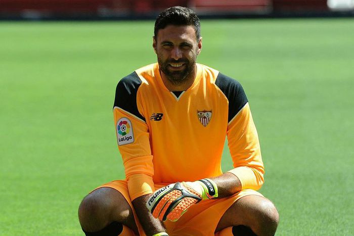 ___5441098___https:______static.pulse.com.gh___webservice___escenic___binary___5441098___2016___8___31___19___sirigu-cropped_21nz84zk49vv1jud3k7sifkcr