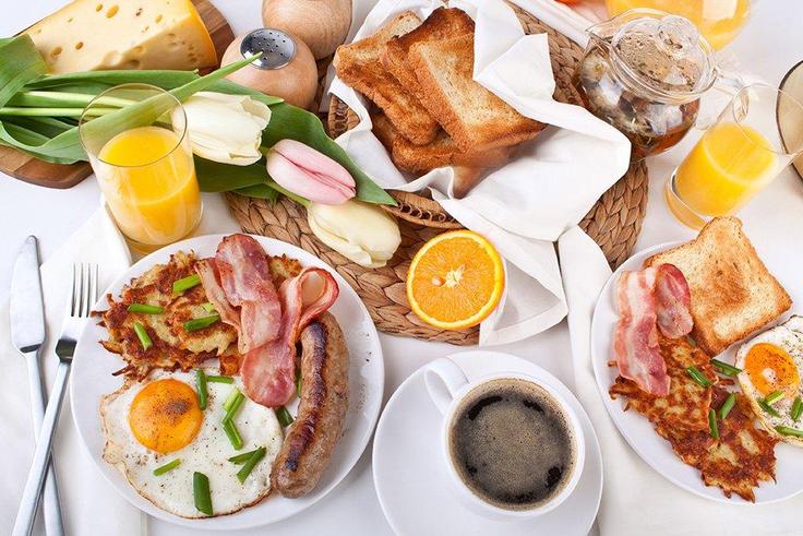 5 things that happened when I ate a big breakfast every day for a week