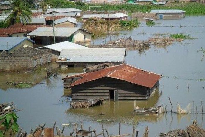 ___5530171___https:______static.pulse.com.gh___webservice___escenic___binary___5530171___2016___9___25___20___Ghana-floods-655x360