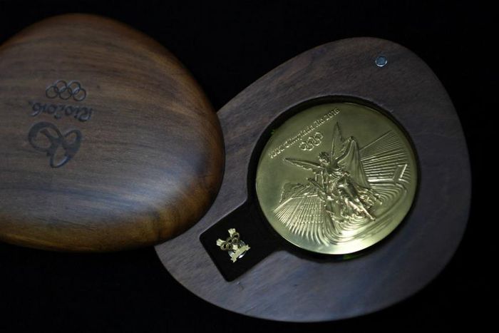 ___5376729___https:______static.pulse.com.gh___webservice___escenic___binary___5376729___2016___8___14___10___rio-olympics-gold-medal_1m62ve9x4l2jb1h1jqufxqrexl