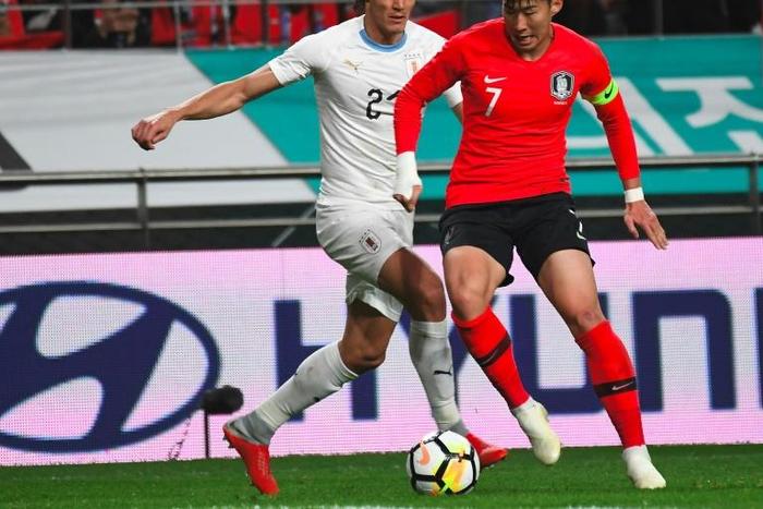 A South Korea side led by free-scoring Tottenham forward Son Heung-min start as favourites to end more than 50 years of Asian Cup hurt