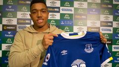 ___6121734___https:______static.pulse.com.gh___webservice___escenic___binary___6121734___2017___1___26___13___Anton-Donkor-signs-with-Everton-on-loan-until-the-end-of-the-season-from-Wolfsburg