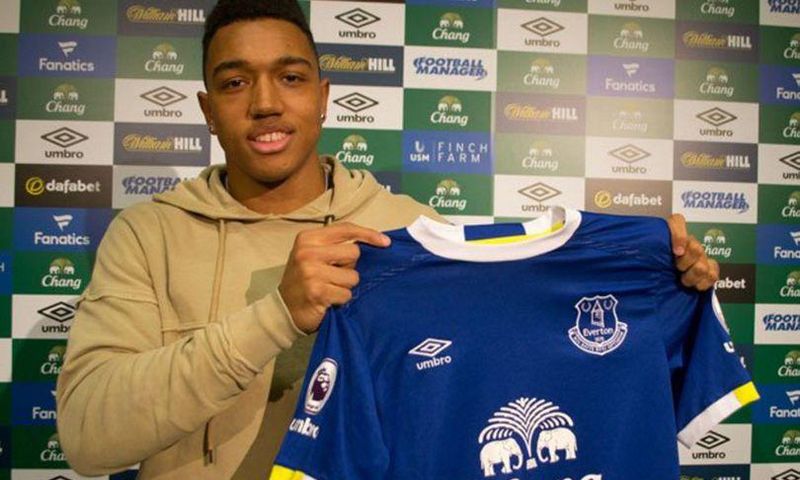 ___6121734___https:______static.pulse.com.gh___webservice___escenic___binary___6121734___2017___1___26___13___Anton-Donkor-signs-with-Everton-on-loan-until-the-end-of-the-season-from-Wolfsburg