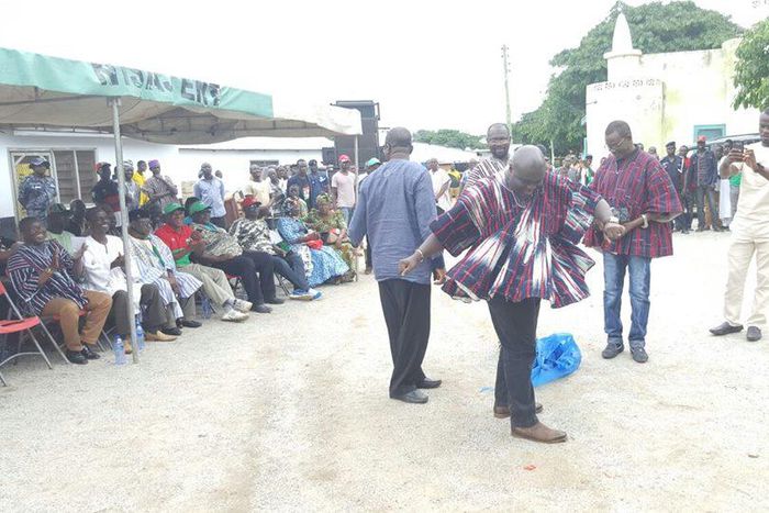 ___5525190___https:______static.pulse.com.gh___webservice___escenic___binary___5525190___2016___9___23___18___14364673_10210714786930616_9123602786085356498_n