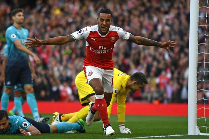 ___5611546___https:______static.pulse.com.gh___webservice___escenic___binary___5611546___2016___10___15___18___theowalcott-cropped_dcpxw47qebmu1oltvs9rn1irl