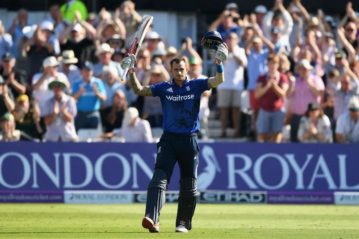 ___5439961___https:______static.pulse.com.gh___webservice___escenic___binary___5439961___2016___8___31___16___alexhalescropped_bdzpyf3vta4u167bvqkzz9ob3_2