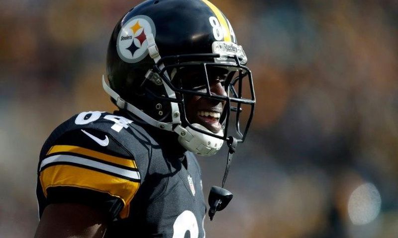 "I'm sorry for my actions and behavior after Sunday's game," said Pittsburgh Steelers receiver Antonio Brown after posting a controversial video of coach Mike Tomlin's post-game locker room comments