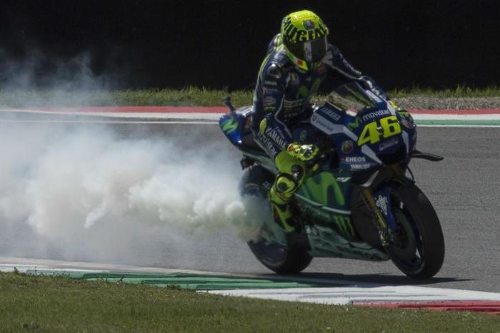 ___5107066___https:______static.pulse.com.gh___webservice___escenic___binary___5107066___2016___6___3___9___valentinorossi-cropped_1mda9fyljthi41e2krivjipsyi