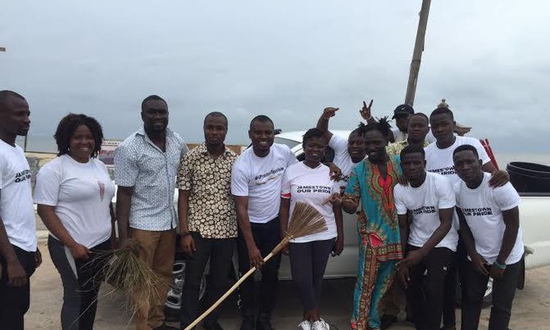 Abeiku Santana supports Guba Foundation