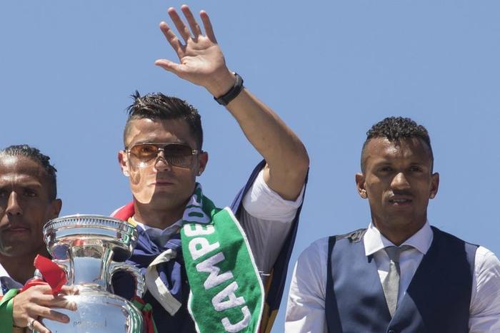 ___5267269___https:______static.pulse.com.gh___webservice___escenic___binary___5267269___2016___7___15___17___ronaldo-and-nani-cropped_1x1cnhvqknr01jl7h3d3q8yfu