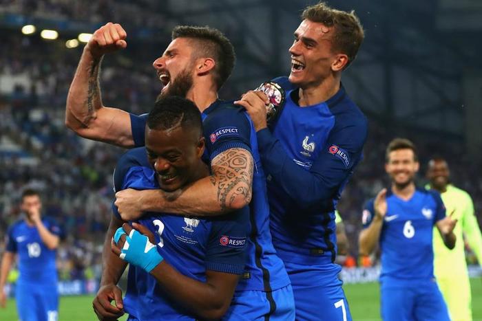 ___5239006___https:______static.pulse.com.gh___webservice___escenic___binary___5239006___2016___7___8___5___oliviergiroud-cropped_zj1adokn352r1ffnjo4bkjqh4