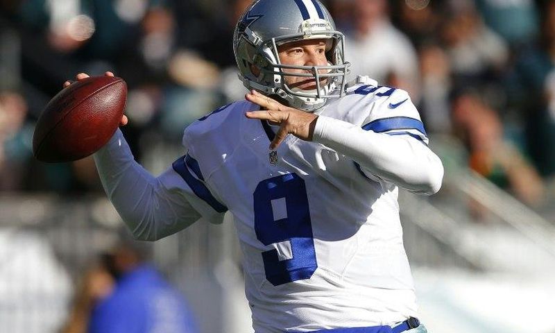 Former quarterback Tony Romo of the Dallas Cowboys has received hundreds of messages and phone calls since announcing his retirement and move into the broadcast booth as an announcer for the CBS network
