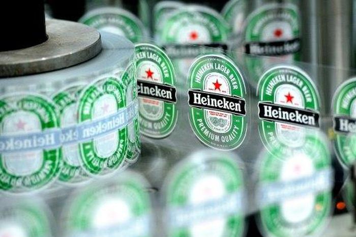 Heineken, the world's number two brewer, said profits had dropped 18.6 percent to 1.54 billion euros ($1.62 billion)in 2016