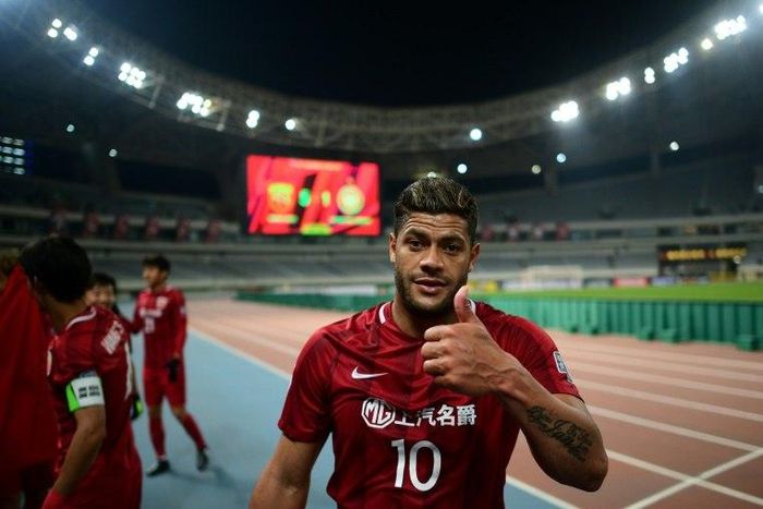 Hulk celebrates after Shanghai SIPG hammer 2014 champions Western Sydney Wanderers 5-1 in the Asian Champions League on February 28, 2017