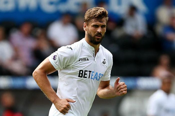 ___5351993___https:______static.pulse.com.gh___webservice___escenic___binary___5351993___2016___8___8___5___fernandollorente-cropped_1xq2c994a51ks1xjkws3fibgc4