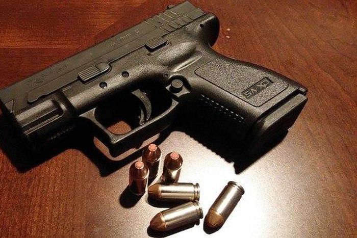 ___5479172___https:______static.pulse.com.gh___webservice___escenic___binary___5479172___2016___9___11___11___handgun-231699640-1