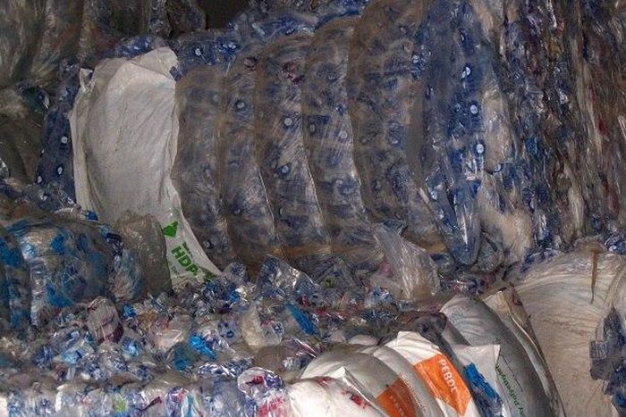 Ban on light plastics suspended