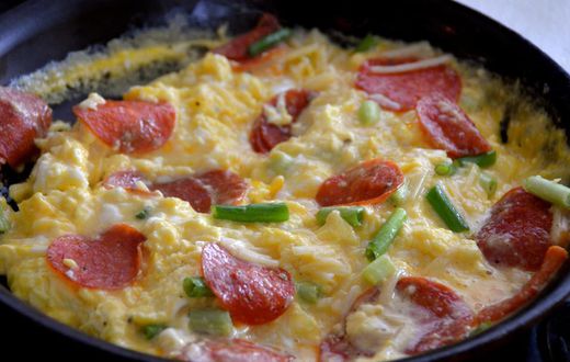 Pepperoni eggs