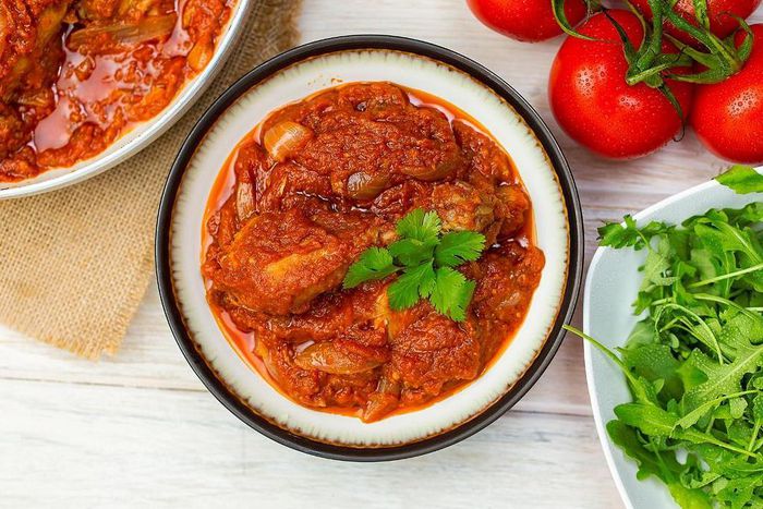 Guinea fowl tomato stew (Telandeworld)