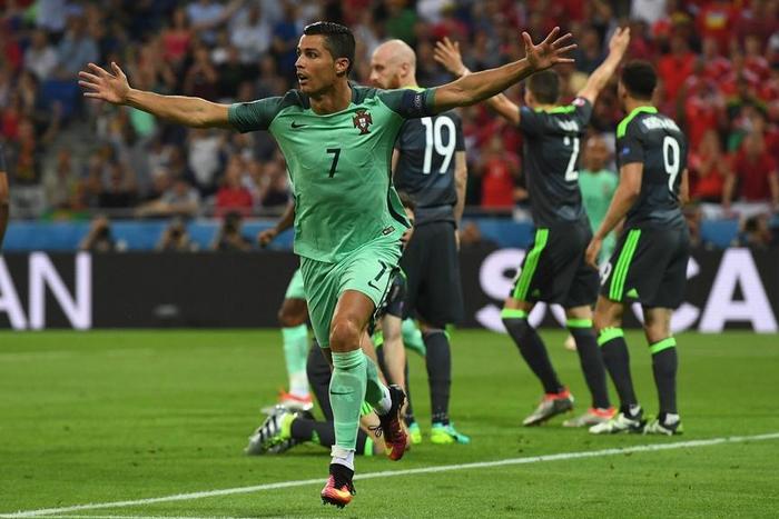 ___5234642___https:______static.pulse.com.gh___webservice___escenic___binary___5234642___2016___7___7___2___ronaldo-cropped_17not2qbpf8hh1mm39lmn2j3h5