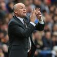 Hull City's caretaker manager Mike Phelan gestures on the touchline during the English Premier League football match between Hull City and Chelsea at the KCOM Stadium on October 1, 2016