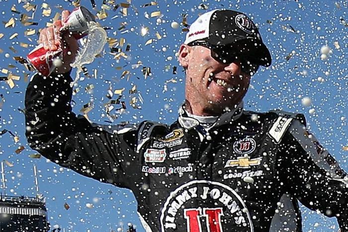 ___5055609___https:______static.pulse.com.gh___webservice___escenic___binary___5055609___2016___5___20___3___kevin-harvick-cropped_nlb9jylsd4vd1ual9ezivrnbo_2