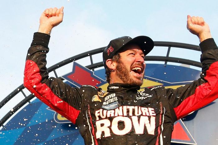 ___5558487___https:______static.pulse.com.gh___webservice___escenic___binary___5558487___2016___10___3___4___martin-truex-jr-cropped_zieo9yeuuzza11euwomksa1o1