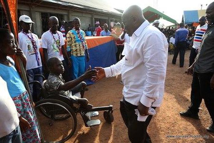 Nana Addo during his tour of the Eastern region