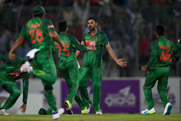 ___5585032___https:______static.pulse.com.gh___webservice___escenic___binary___5585032___2016___10___10___0___mashrafemortaza-cropped_bweeyi6yagln1051dwxcq7c8g