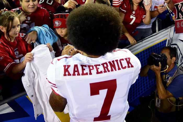 ___5458379___https:______static.pulse.com.gh___webservice___escenic___binary___5458379___2016___9___21___13___colin-kaepernick-9216-usnews-getty-ftr_p6i4195blion1sro9igcukh2o_2